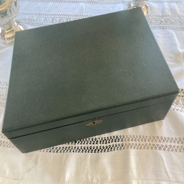 Coffret ménagère 90 pièces Christofle modèle AMERICA