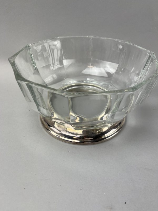 Saladier en cristal taillé , socle métal argenté – Image 7