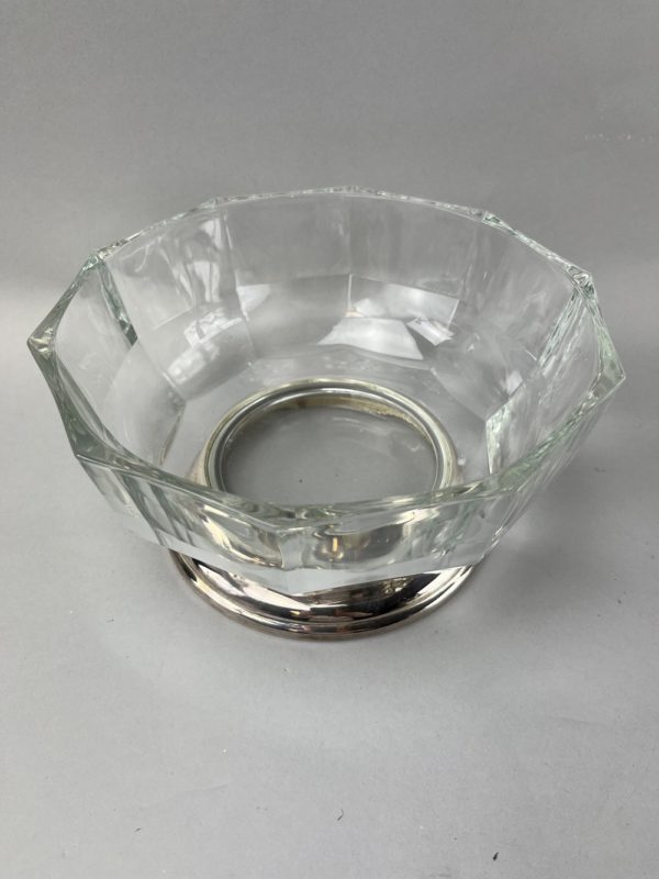 Saladier en cristal taillé , socle métal argenté – Image 5