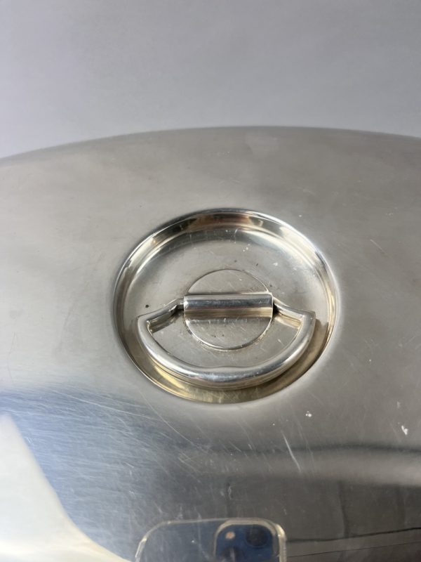 Cloche ovale de service  en métal argentée – Image 4