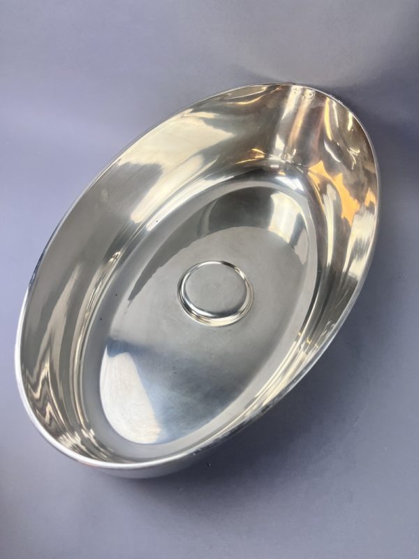 Cloche ovale de service  en métal argentée – Image 3