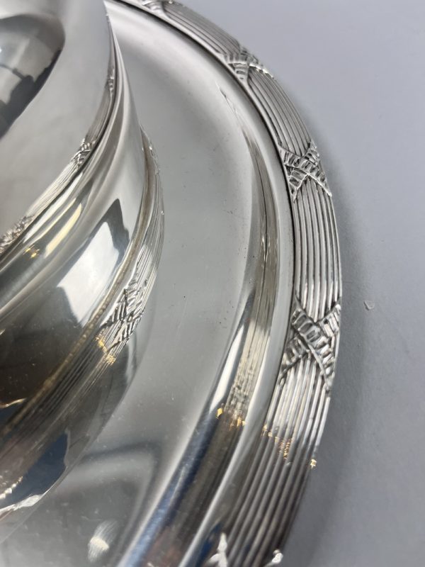 Cloche de service ovale ruban croisé avec plat – Image 2