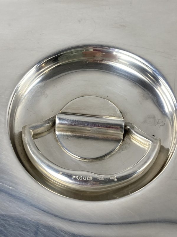 Cloche ovale de service  en métal argentée – Image 2