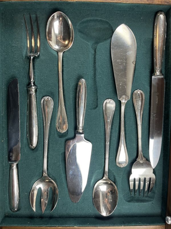 Ménagère Christofle modèle ruban croisé 171 pièces – Image 11