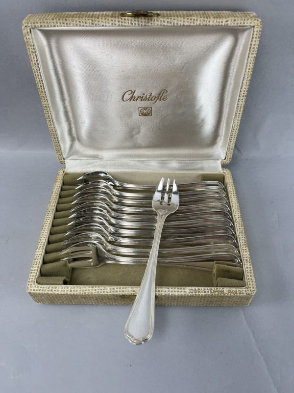12 Fourchettes à huîtres modèle SPATOURS Christofle