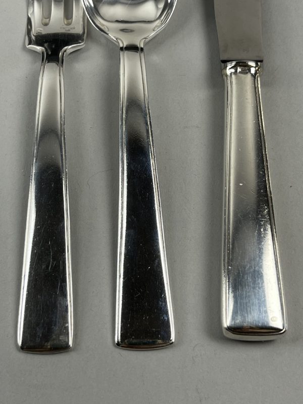 Ménagère ERCUIS modèle art déco 121 pièces – Image 2